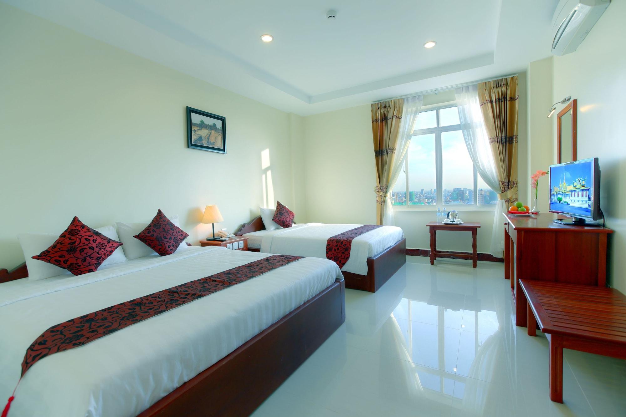 คิริรอม คริสตัล โฮเต็ล Hotel พนมเปญ ภายนอก รูปภาพ