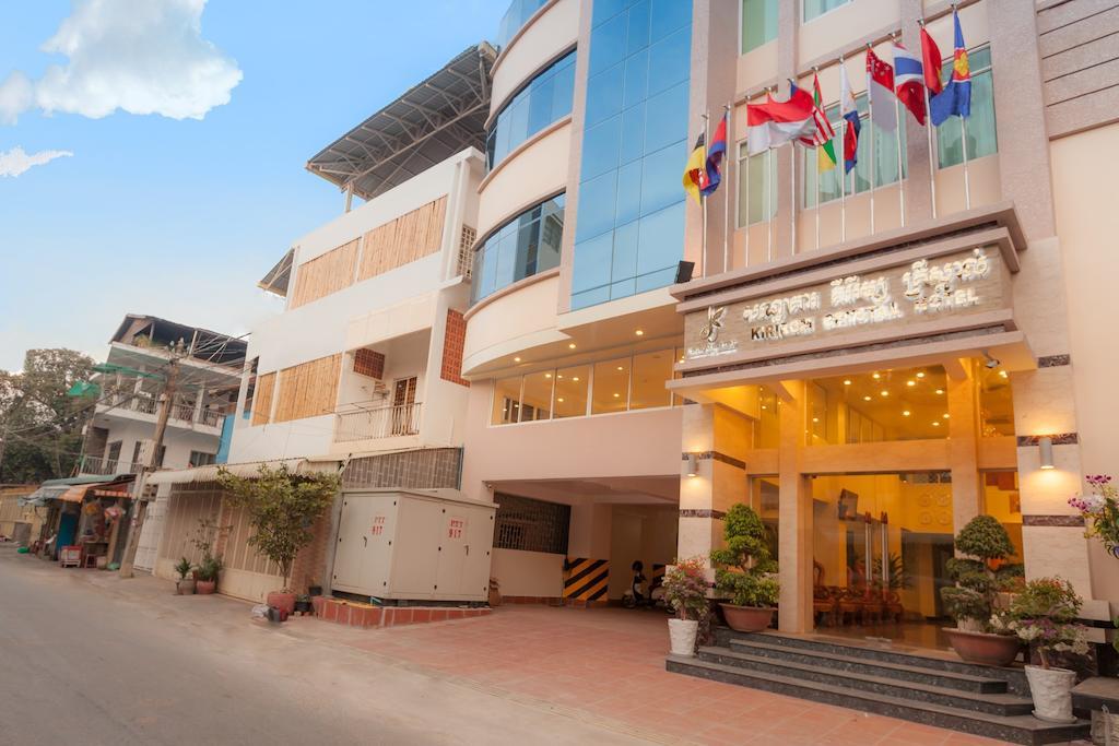 คิริรอม คริสตัล โฮเต็ล Hotel พนมเปญ ภายนอก รูปภาพ